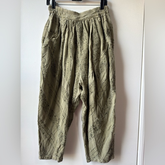 Free People Textured Khaki Joggers - Picture 2 of 12
